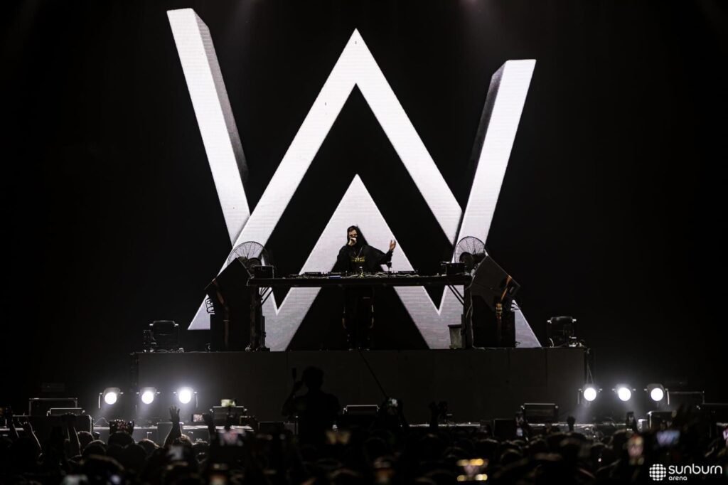 Alan Walker Tour Shivam Video